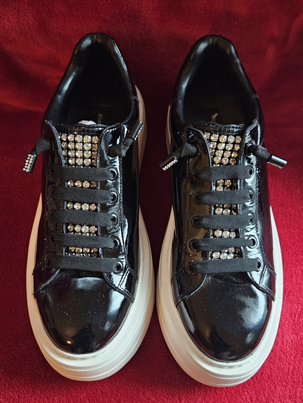 Jessica Rich-Steve Madden Black Patent Platform Sneakers w/Rhinestone-Size 8.5
